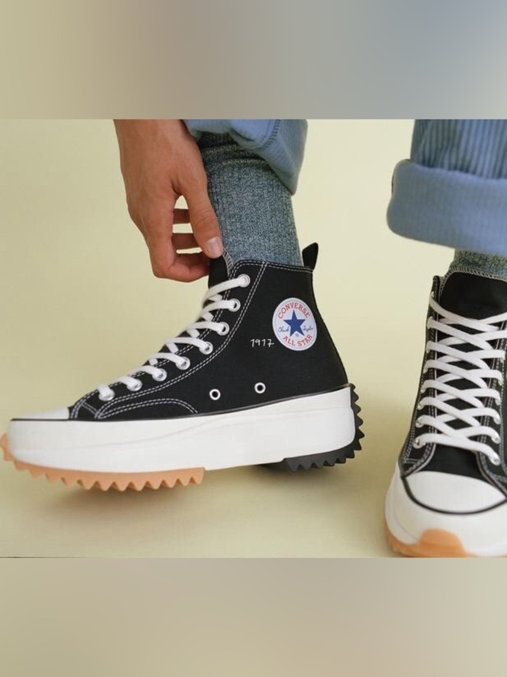 Converse Run Star Hike HIGH Top Unisex Sneakers 166800C Black Canvas - Picture 1 of 11